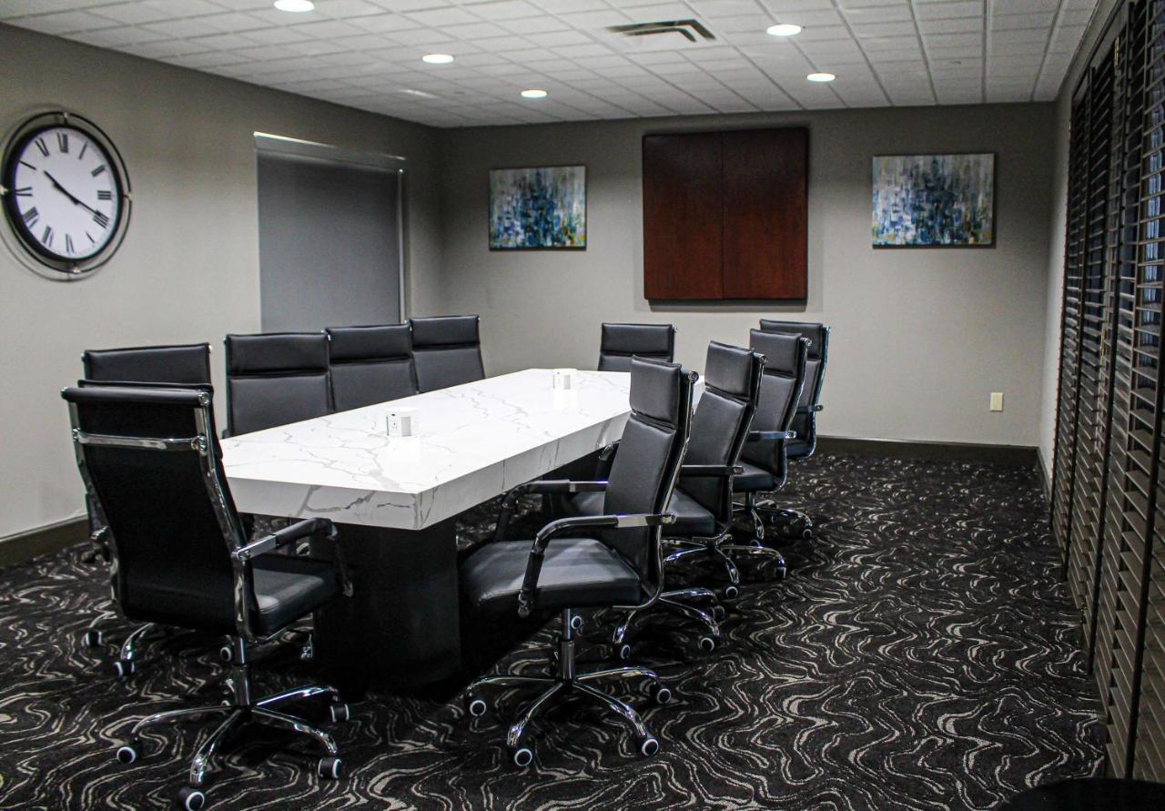 Wingate By Wyndham Little Rock Hotel Bagian luar foto